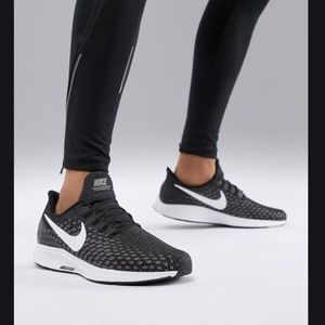 Nike Running Air Zoom 35 Pegasus sneakers in black